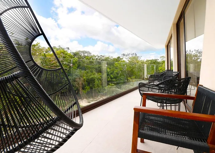 Private Rooftop Pool 3br Penthouse In The Jungle