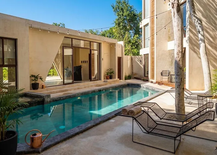 Private Rooftop Pool 3br Penthouse In The Jungle *